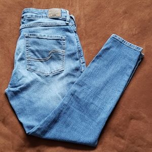 Levi Skinny Jean